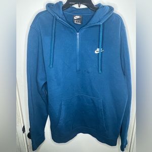 Pre owned good condition Nike XL zip up item is in clean condition see images